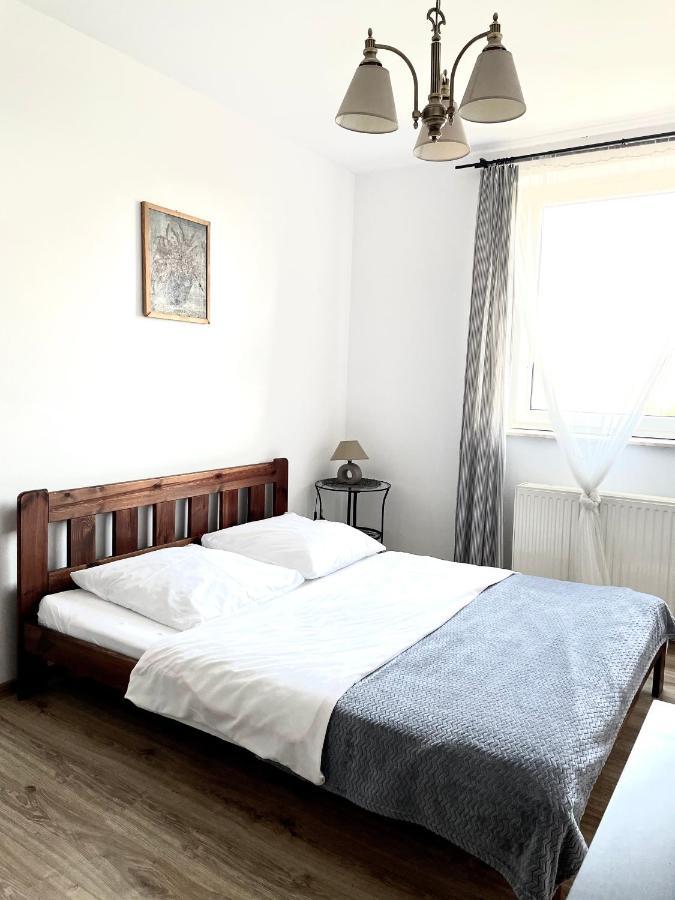 Gosciniec I Restauracja Salton Homestay