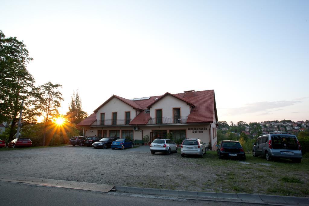 Homestay Gosciniec I Restauracja Salton Bochnia