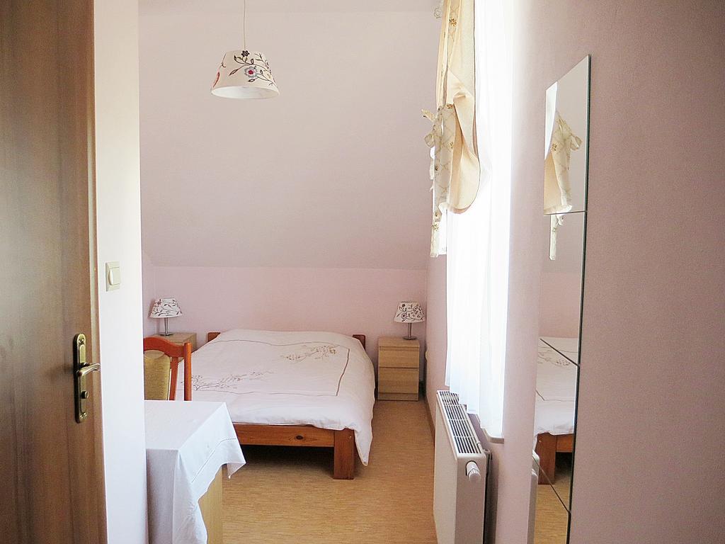 Homestay Gosciniec I Restauracja Salton *