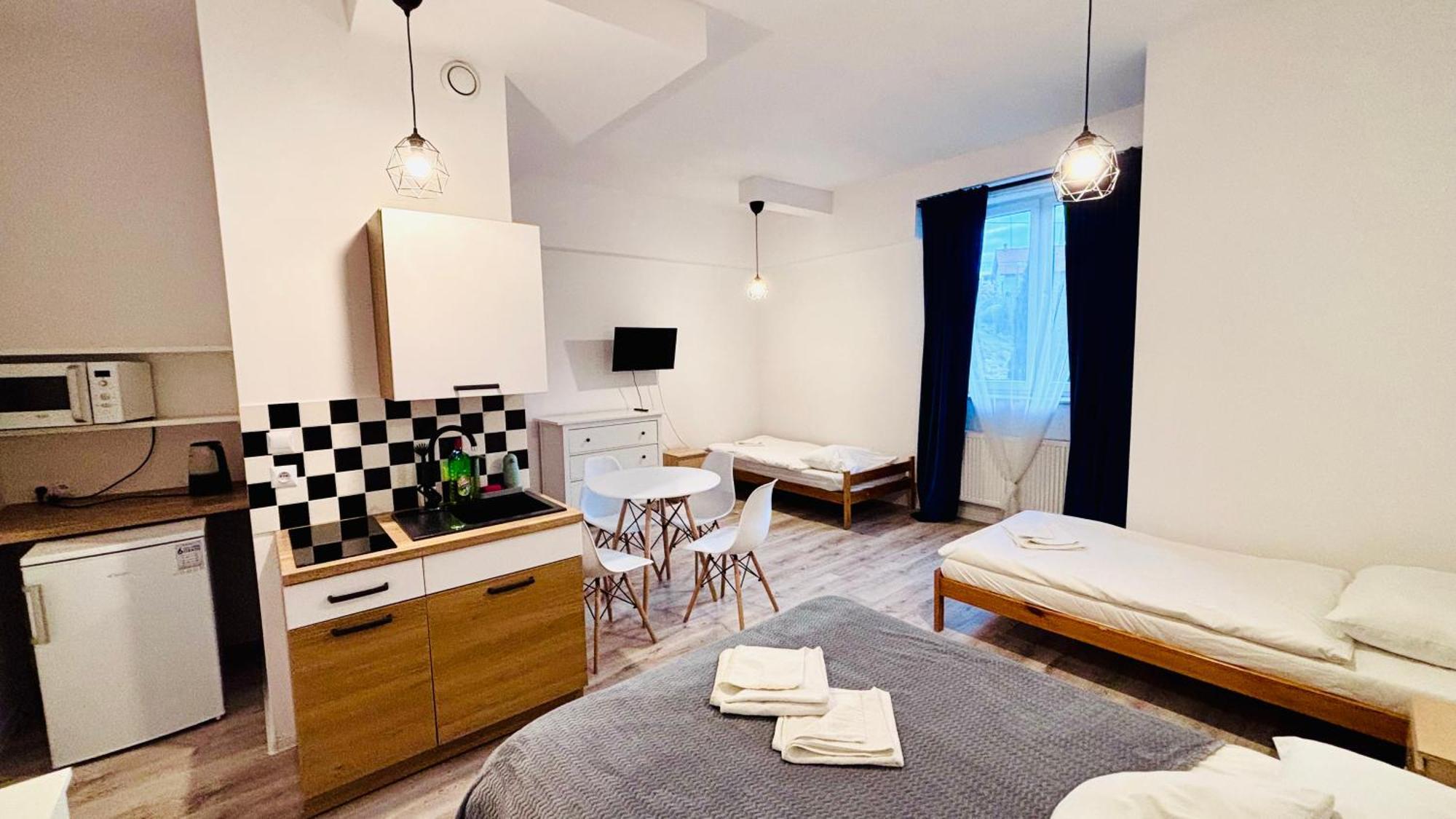 Homestay Gosciniec I Restauracja Salton Bochnia