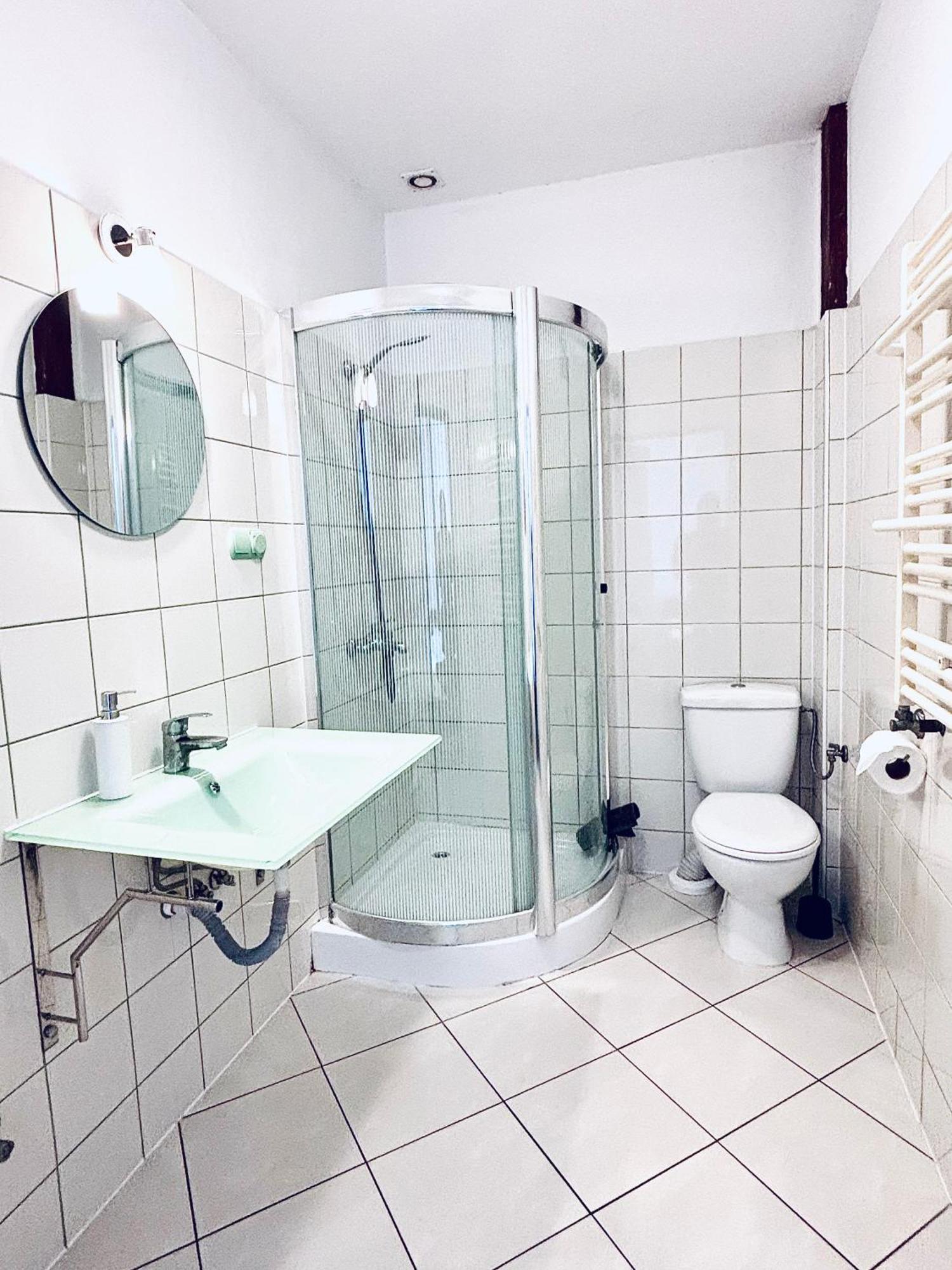 Gosciniec I Restauracja Salton Homestay